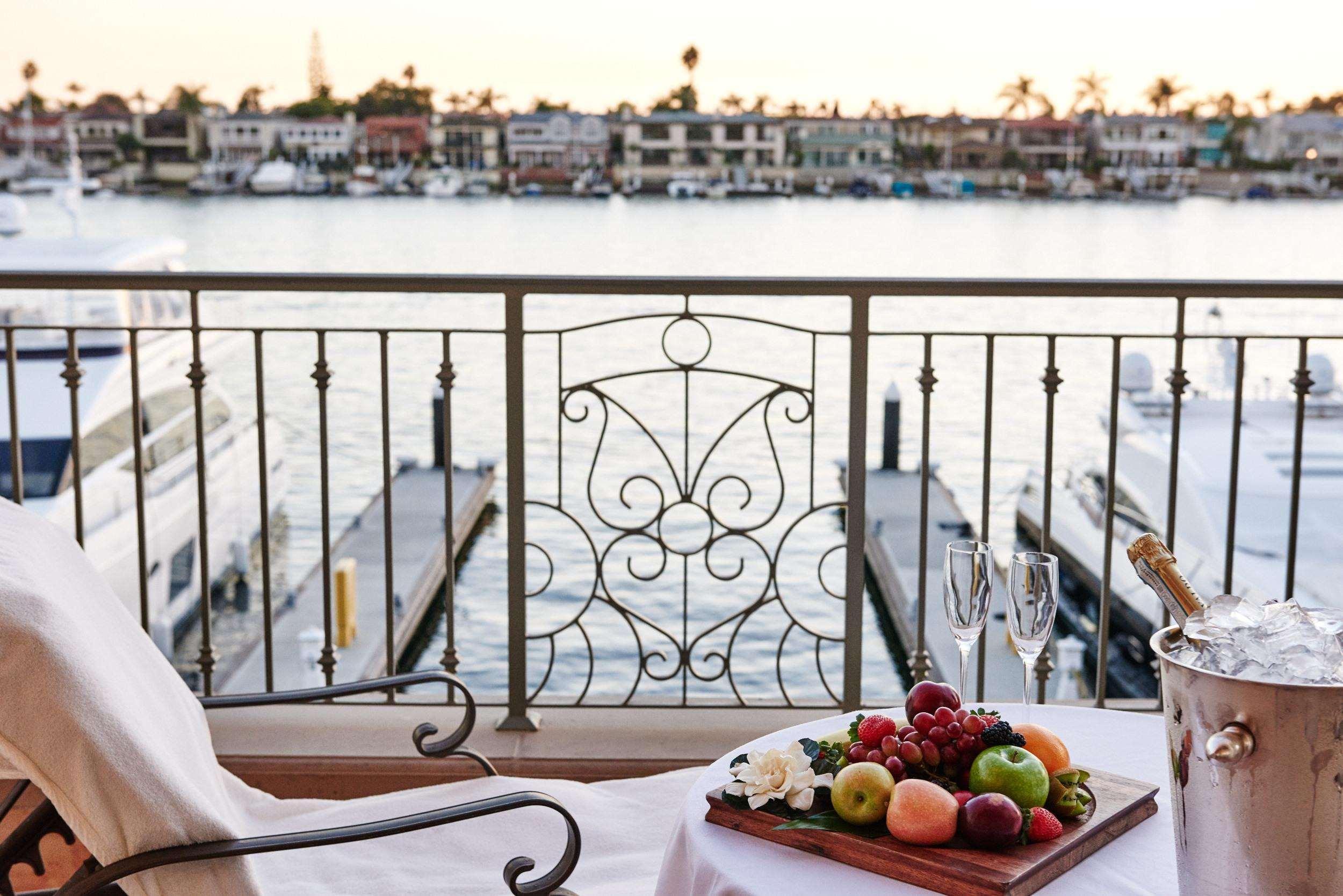 Balboa Bay Resort Newport Beach Esterno foto